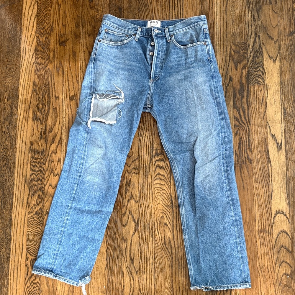 Agolde Light Blue Straight Jeans with Distressed Knee Patch